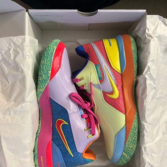 ZM Lebron NXXT GEN AMPD IPS - Picture 4 of 12